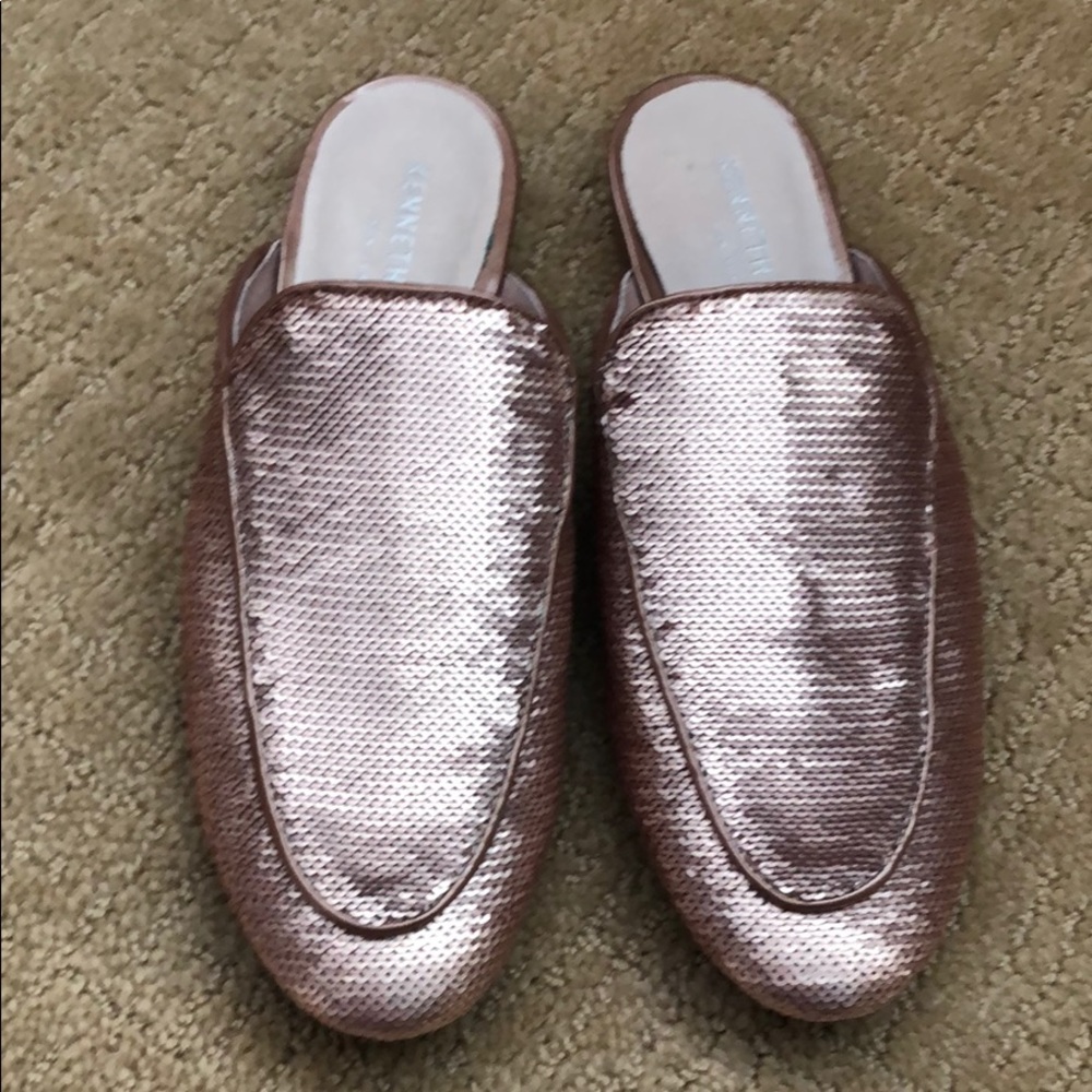 Kenneth Cole slides